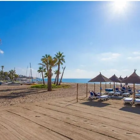아파트 Vitania Costa Del Sol 라칼라데미야스